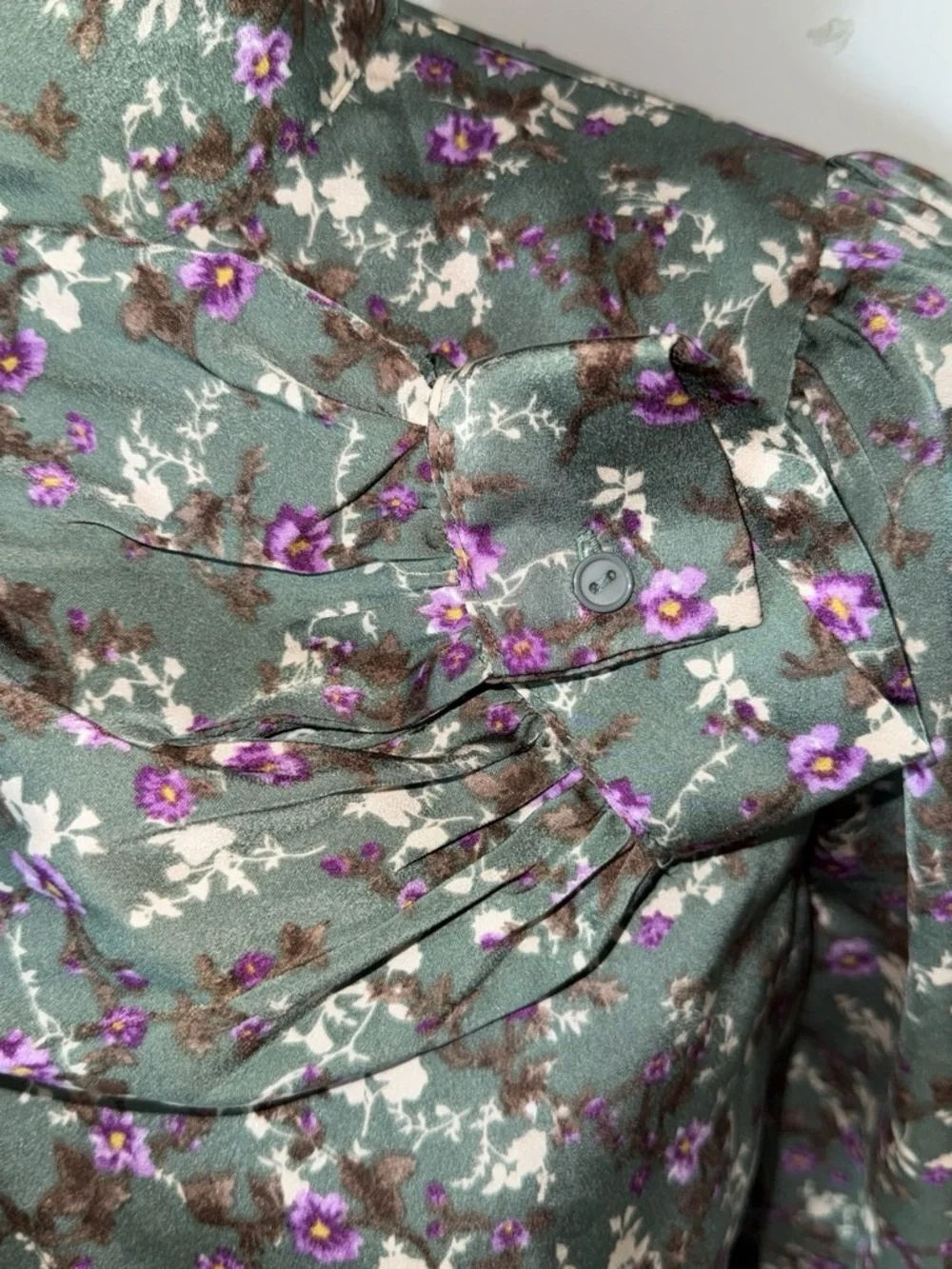 Astr Puff sleeve Olive Green Floral High-Neck Long-Sleeve Blouse